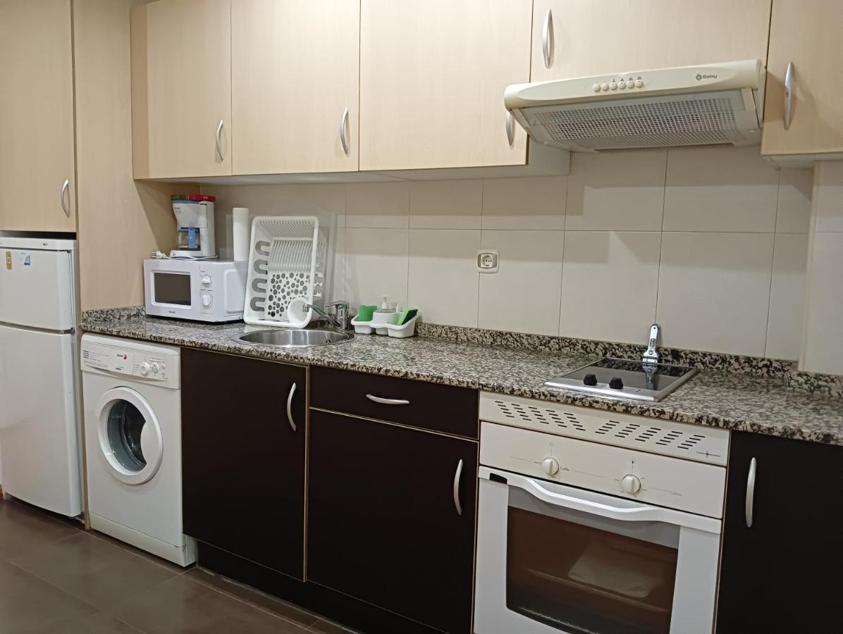 Apartamentos Chevere Rojo-Huca Oviedo Exteriör bild