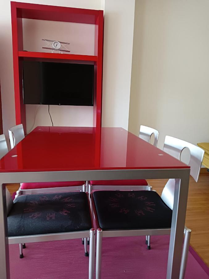 Apartamentos Chevere Rojo-Huca Oviedo Exteriör bild